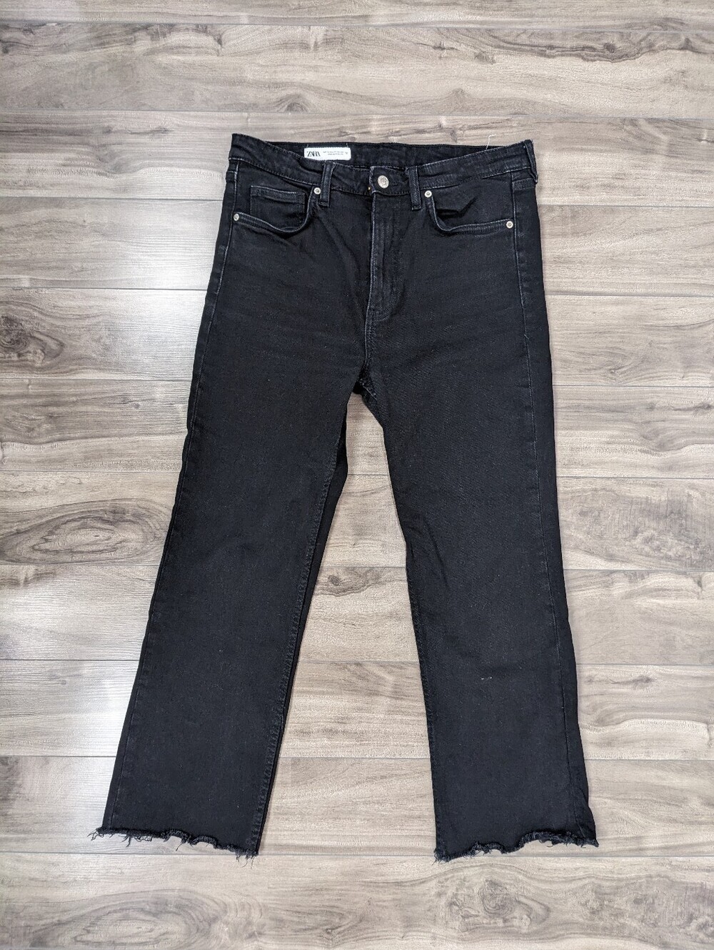 Zara Women's Jeans Black Size 10 Straight Leg Raw Hem